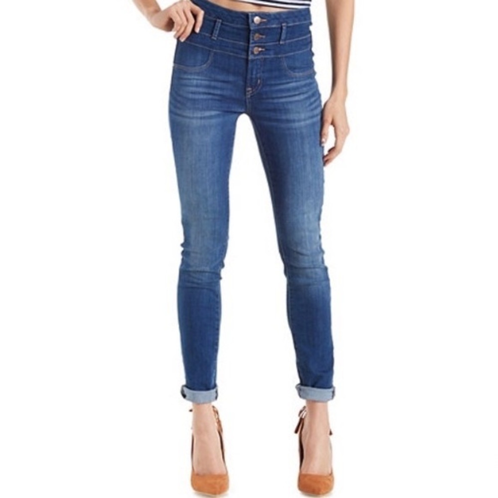 Refuge high waisted jeans.